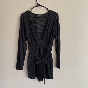 Billabong long sleeve romper size large!